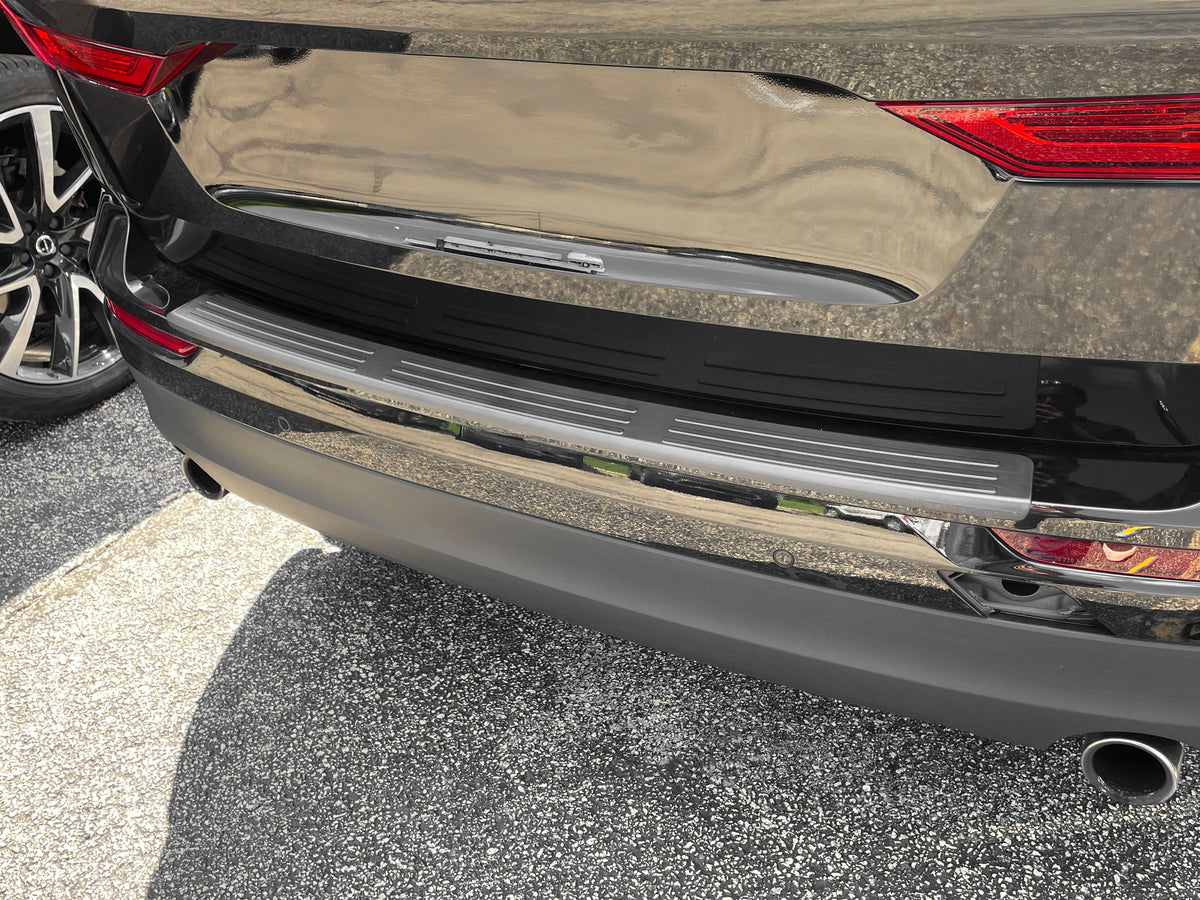 WeatherTech BumperTopper für Volvo XC60 Plug-In Hybrid, hinten, schwarz