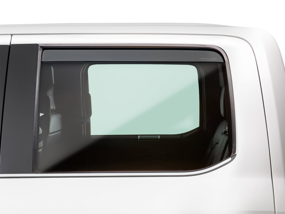 WeatherTech Seitenscheiben-Windabweiser für Ford F-150, hinten, rauchgrau